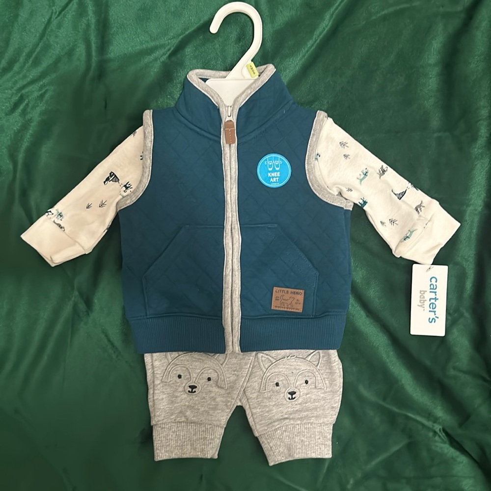 Baby 3 months Carters outfit boys..